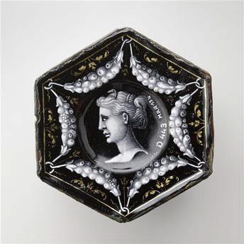 Salière hexagonale : La Faiblesse masculine, image 3/8