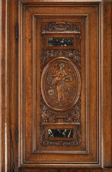 Armoire à deux corps et à décor de plaques de marbre, image 6/11
