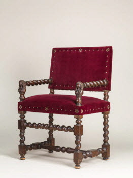 Fauteuil à décor de têtes de femmes, image 5/9