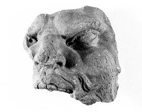 Fragment de visage moustachu, image 6/6