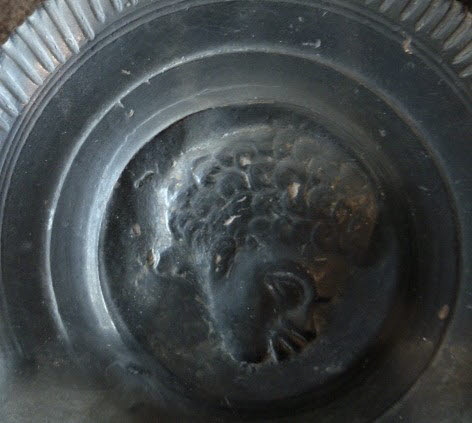 guttus, image 2/2
