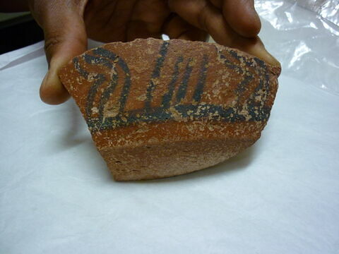 vase, image 2/2