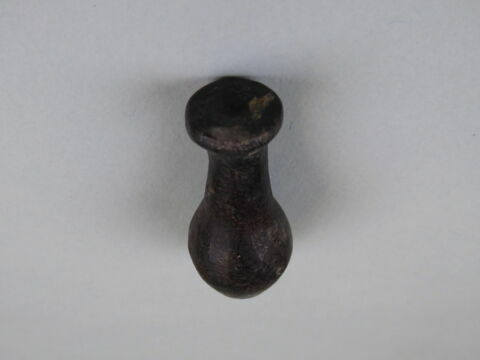 vase-hatches  ; vase simulacre, image 3/4