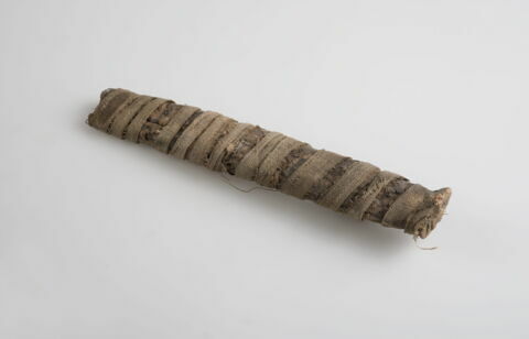 papyrus ; rouleau ; empreinte de sceau