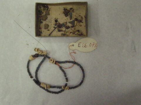 collier ; perle