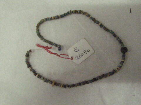 collier  ; bracelet  ; perle