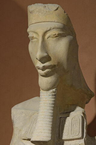 Buste d'Akhénaton, image 8/22