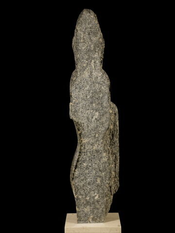 statue, image 2/8