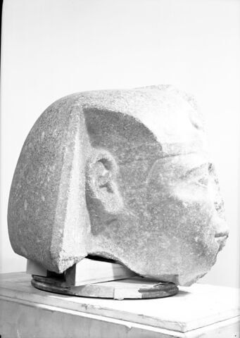 statue colossale, image 6/7