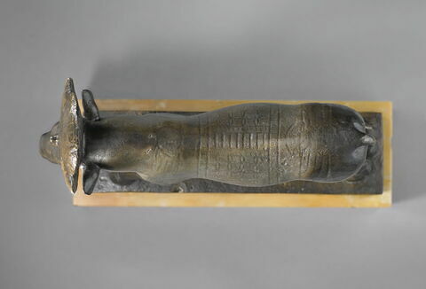 figurine, image 2/9