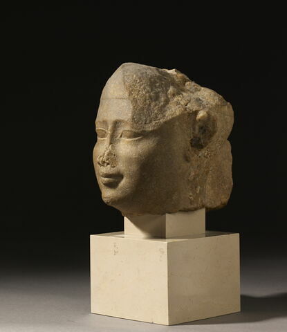statue, image 6/7