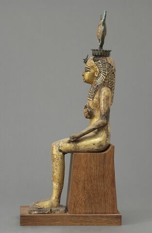 figurine d'Isis allaitant, image 3/4