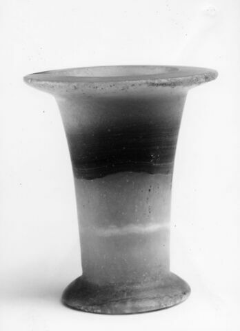 vase à onguent, image 2/2