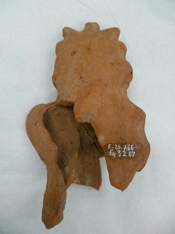 figurine de femme au tambourin, image 3/3