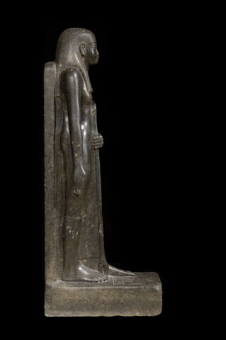 statue, image 3/7