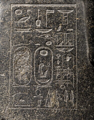 statue, image 6/7