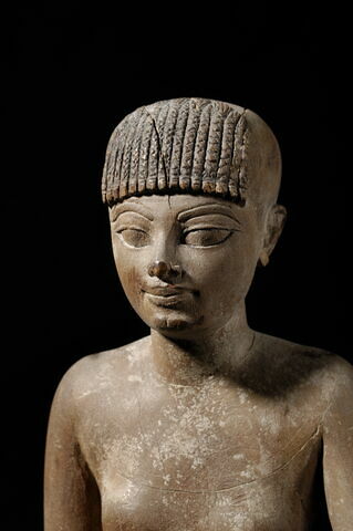 statue, image 7/8