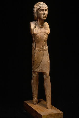 statue