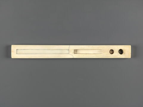 palette de scribe en règle à 2 cupules rondes, image 2/4