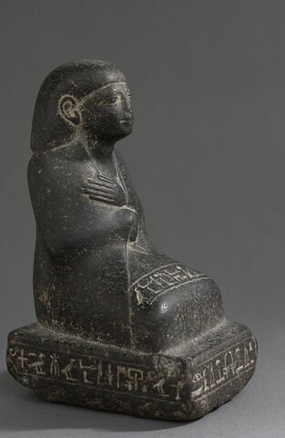 statue, image 5/5