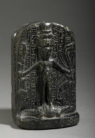 stèle d'Horus