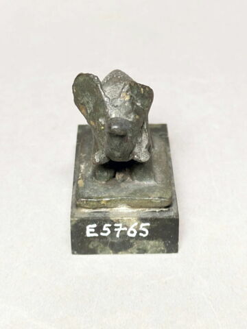 figurine, image 2/5