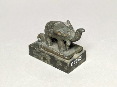 figurine