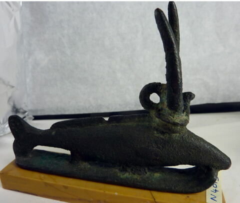 figurine, image 2/4
