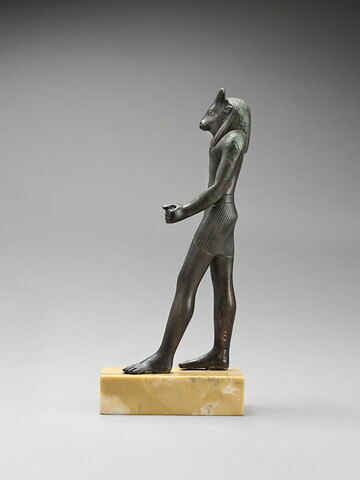 figurine, image 3/7