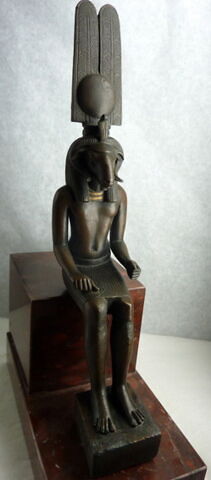 figurine, image 2/3