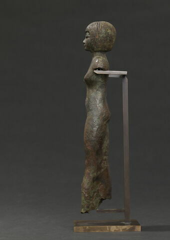 statue, image 7/18