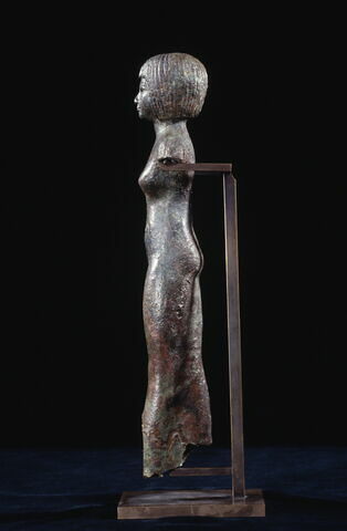 statue, image 11/18