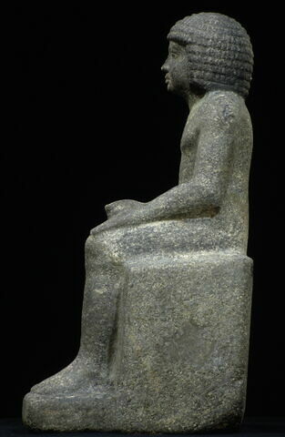 statue, image 4/15