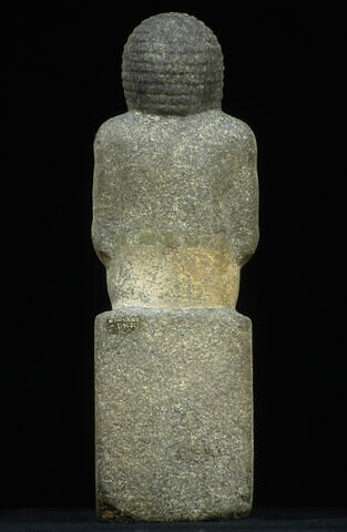 statue, image 6/15