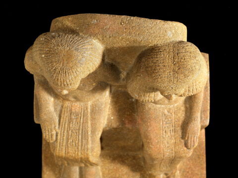 statue de couple, image 6/24