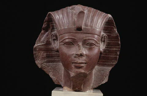 statue, image 13/15