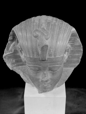 statue, image 15/15
