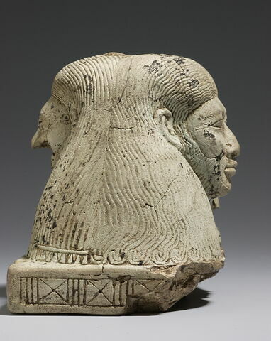 vase plastique, image 2/3