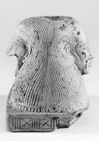 vase plastique, image 3/3
