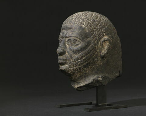 statuette, image 6/9