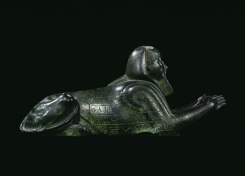 statue, image 3/6