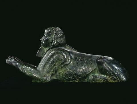 statue, image 4/6
