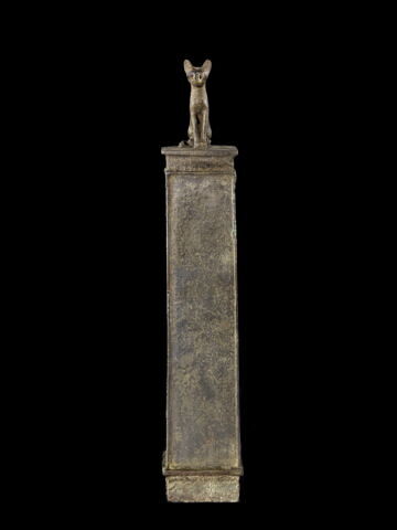 figurine, image 2/7