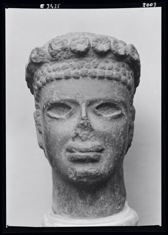 statue, image 5/6