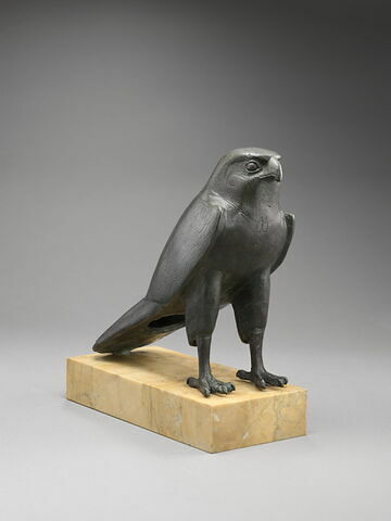 statuette ; cercueil de faucon