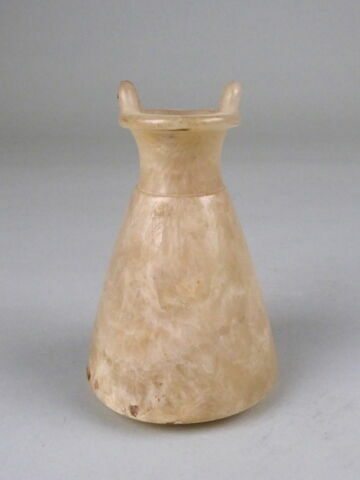 vase ; situle carénée, image 4/4