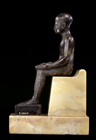 figurine, image 10/13