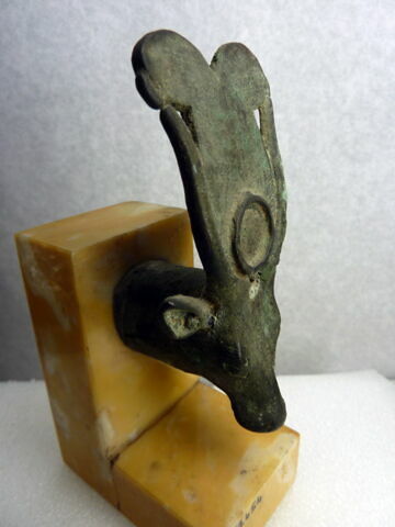 figurine ; enseigne divine