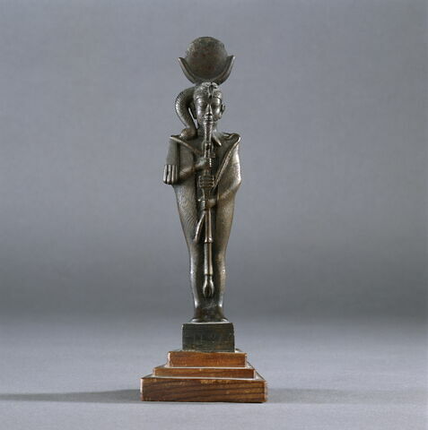 figurine, image 2/2