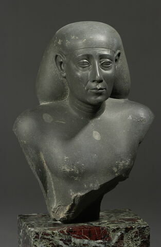 statue naophore, image 8/9